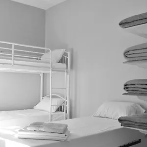 Hostel L'auberge Du Pelerin Et Du Voyageur, Arles