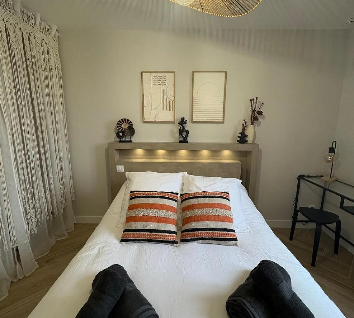 Maison Aimeo En Camargue Arles France